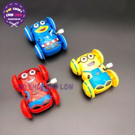 Đồ chơi xe siêu anh hùng Minion nhào lộn 360 độ chạy cót 5813B